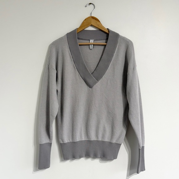Varley Gower Sweater oversized v-neck light grey knit long sleeve cotton - Picture 2 of 11